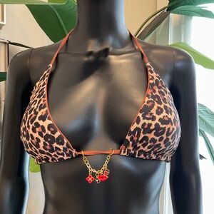 Charming Bikinis Flowers & Lip Charm!